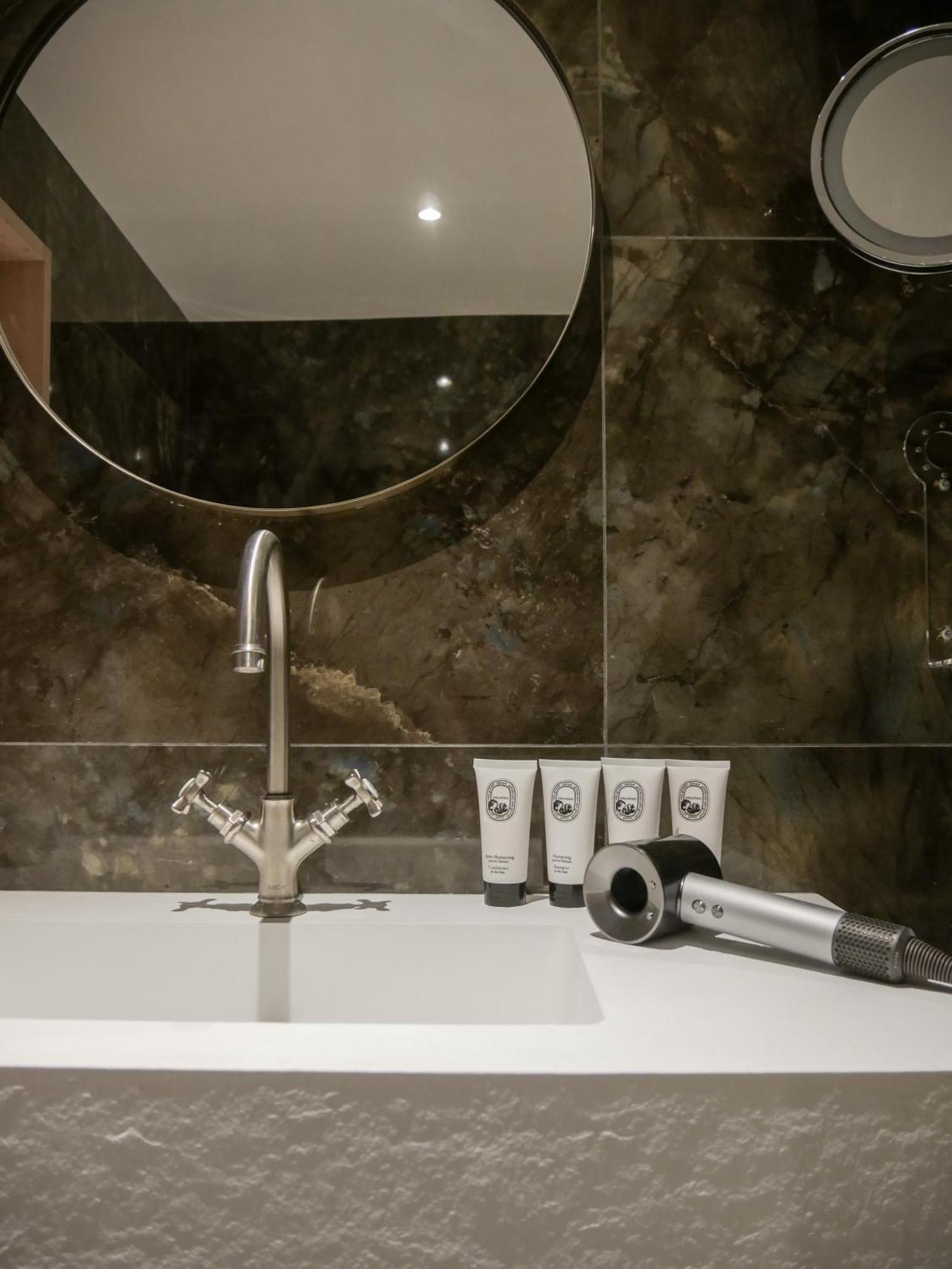 Hotel Le Diamond Rock Tignes Rum bild